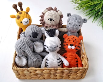 Safari stuffed baby toys, Knit jungle animals cuddle toys, First birthday gift idea