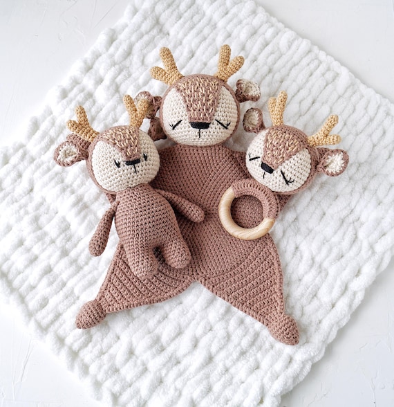 Handmade Crochet Deer Toy, Lovey & toy, Personalized Christmas Baby Gift Set, Baby’s First Christmas Present, Woodland baby shower decor