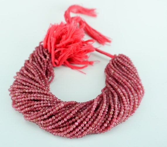 Spinell Kette rot facettiert 48 Karat in 45 cm Länge Edelsteinketten Spinell Kette rot facettiert 48 Karat in 45 cm Länge Edelsteinketten