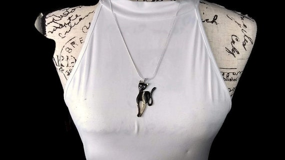 Vintage 80s Black Cat Pendant Necklace, Cat Lovers - image 1