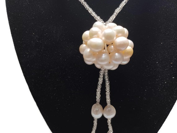 Vtg 80s Glass Faux Pearl Knot Pendant Necklace - image 2