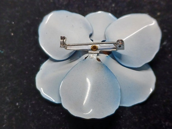 Vtg 80s Blue Enamel Flower Pin - image 3