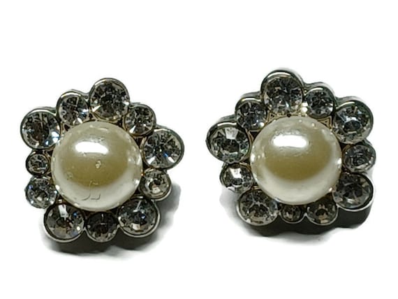 Vtg 80s Faux Pearl And Rhinestone Stud Earrings - image 1