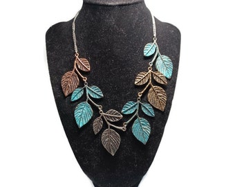 Vtg 80s Stunning Blue, Gold And Silver Colored Leaf Bib Choker Or Necklace