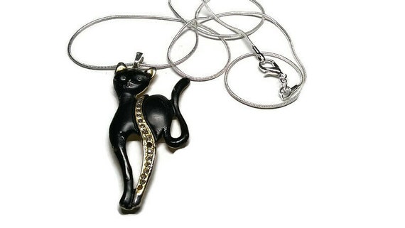 Vintage 80s Black Cat Pendant Necklace, Cat Lovers - image 2
