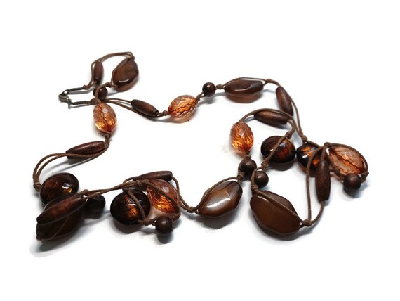 Vtg 90s Wood, Glass, And Acrylic Bead Necklace - image 3