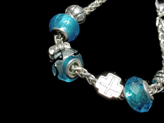 Vtg 90s Blue Art Glass Holy Spirit Charm Bracelet - image 3