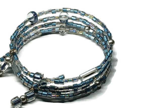 Vtg 90s Light Blue Crystal Bead Bracelet - image 1