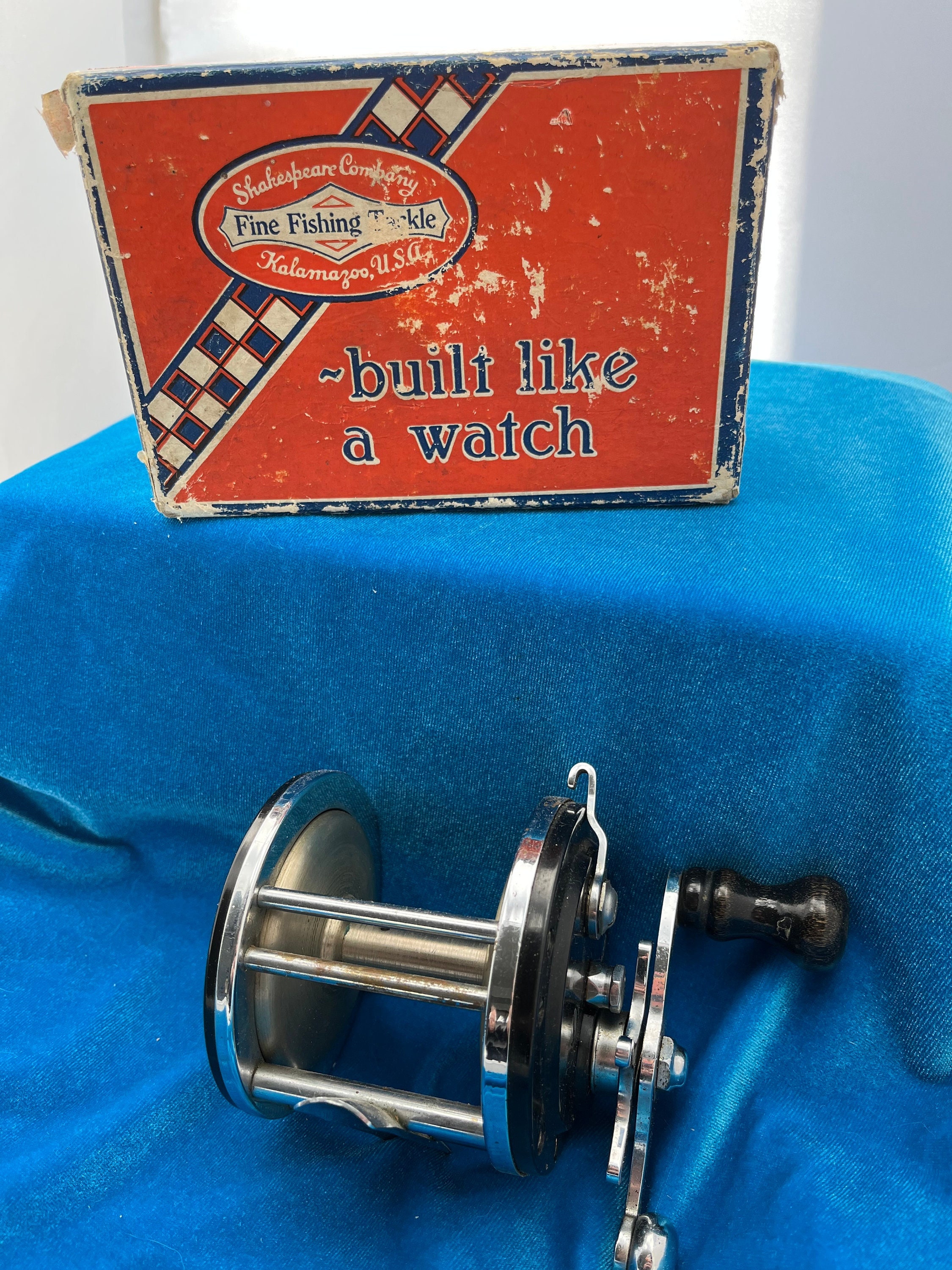 Vintage Fishing Reel Pflueger Rocket No. 1375 Complete With Box