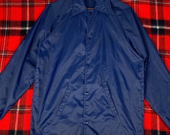 100 nylon windbreaker