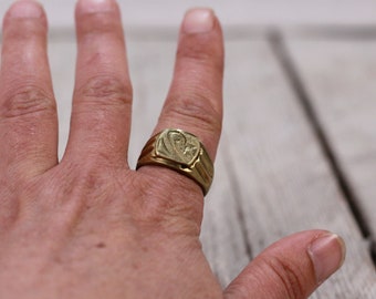 Bague en laiton vintage, bague sculptée vers les années 1950, taille américaine 11