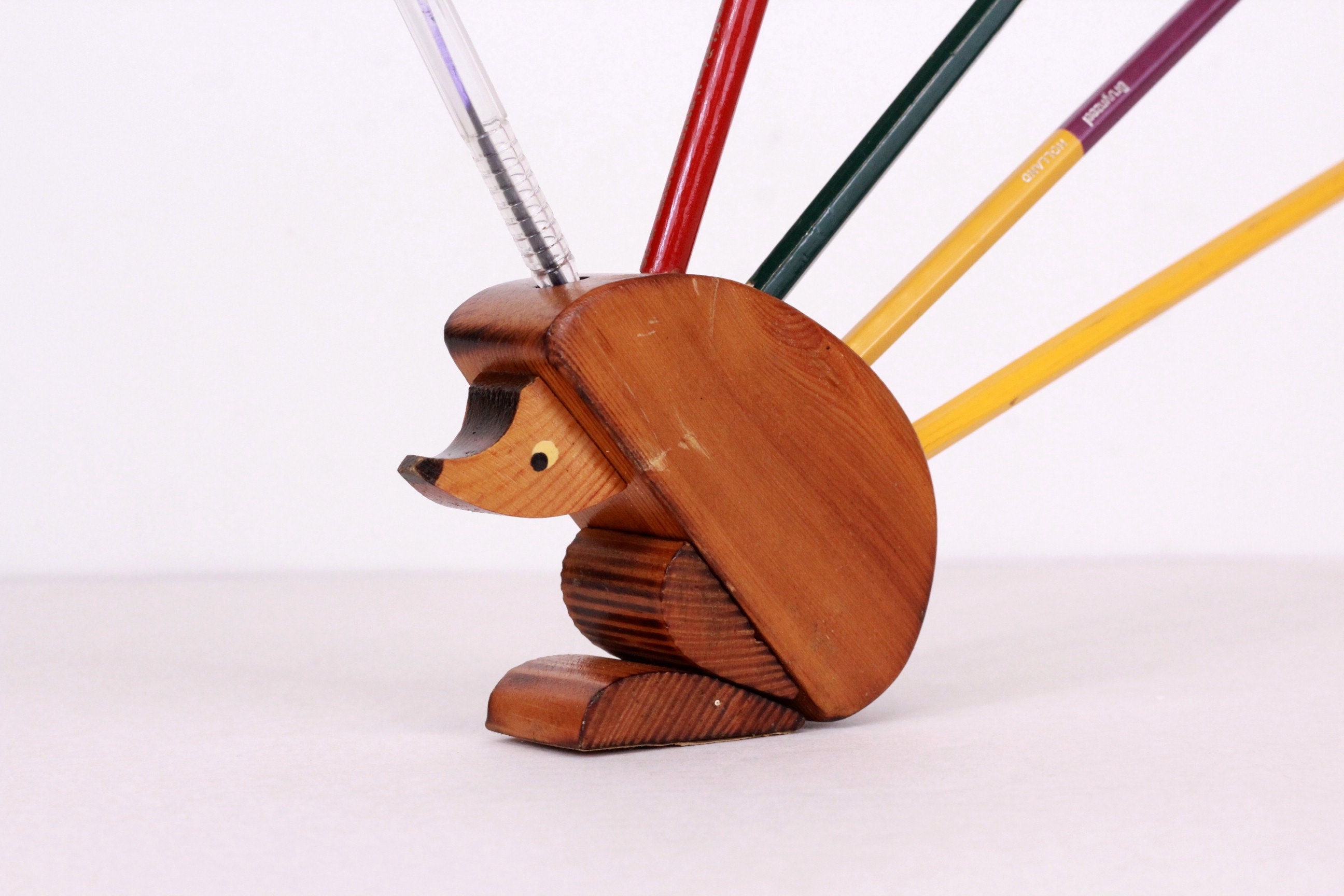 pencil shaped pencil holder