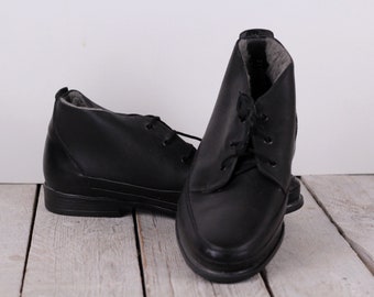 Vintage Black Flat Men's Shoes, Ankle Leather Shoes, Made in Germany, Size EU - 40 UK - 6.5 US - 7.5