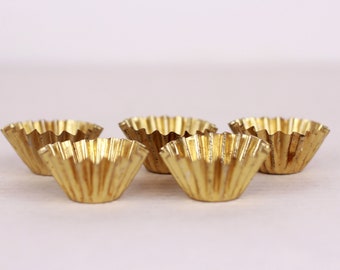 Vintage Muffin o Pastelería Tin Holds, Conjunto de Cinco, Formas de Muffin