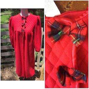 80’s Vintage Plus Size Red Fleece Robe with Plaid Bows - Size 14 - Soft & Warm, Holiday, Christmas, Nightgown, Sleepwear