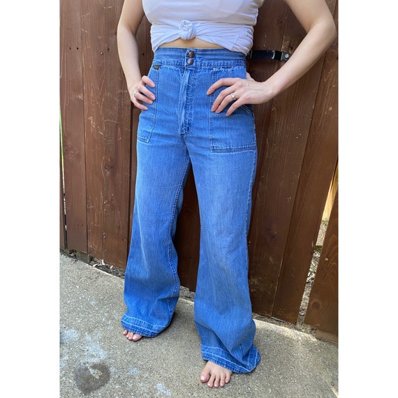 RARE 70’s Wrangler Vintage Bell Bottoms - Size 4 … - image 4