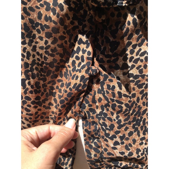 90’s Vintage Leopard Print Ruffle Collar Blouse -… - image 6