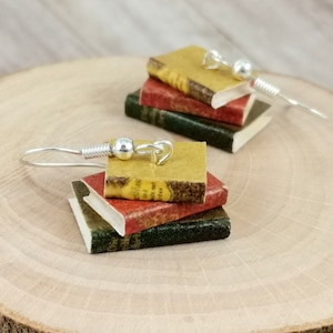 Buchstapel Ohrring/Ohrschmuck "Exquisit"/Buch Schmuck/Kawai/Papier Hängeohrringe/Bücherfreund/Tiny/Papier Schmuck/Paper/ Geschenk/Ohrhänger