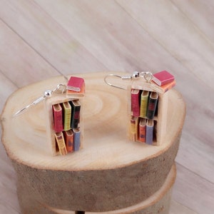 Earrings/Earrings/Miniature Book Shelf "Nano"l Fin/Miniature Jewelry/Motif Earrings/Books/Tiny Cute/Gift Idea/Earring/Book Earring