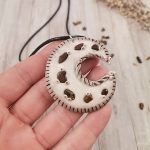 Earth Element Amulet &quot;Moon Phase&quot; | Necklace/Crescent Moon with Tiger&#39;s Eye | Lucky Charm Necklace | Wicca/Pagan/Magic/Celtic/Necklace/
