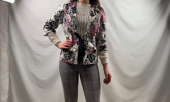 Pink and Black Floral Blazer - image 2