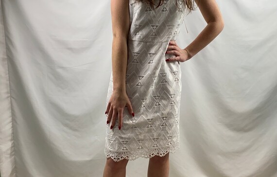 White Lace Patterned Dress - image 3