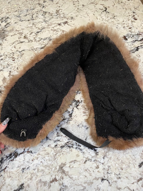 Vintage Fur Stole w/ Black Lining - image 3