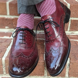 Men's Zig Zag Mercerized Cotton Dress Socks: Burgundy, Navy, Brown