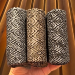 Meias sociais masculinas de bambu: macias, cano médio, estampa geométrica, personalizadas.