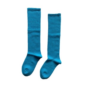 Prix réduit pour 4 paires de chaussettes hautes colorées en laine pour femme Laine fine spéciale Cadeau de Saint-Valentin pour elle image 4