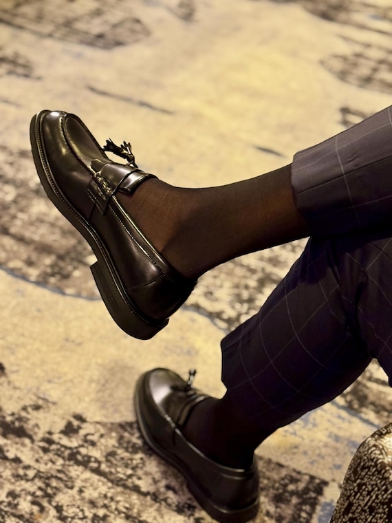black socks brown dress shoes Cotton Chocolate Brown Printed Socks on the City last  a contemporary round toe built for long wear Museum Brown Cap Toe Oxford