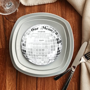Cardápio redondo para mesa de jantar ou bar para qualquer ocasião: casamento retrô, chá de bebê descolado ou chá de panela disco com tema dos anos 70 #065d