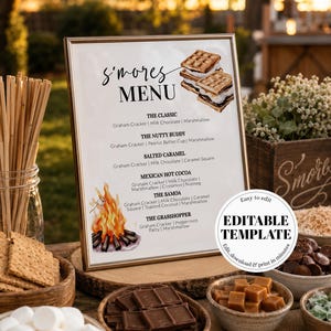 Puede incluir: Un menú de s'mores enmarcado con una ilustración de acuarela de una fogata y s'mores. El menú enumera varios sabores de s'mores. Se muestran ingredientes como galletas Graham, chocolate y malvaviscos en pequeños cuencos de madera.