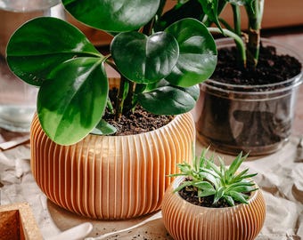 Medium planter 71P03.500.OAK / 3d printed plant pot / ecofriendly and geometric / minimalist and modern