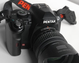 Pentax Kr med två objektiv, 18-55 och 55-300, i nästan nyskick