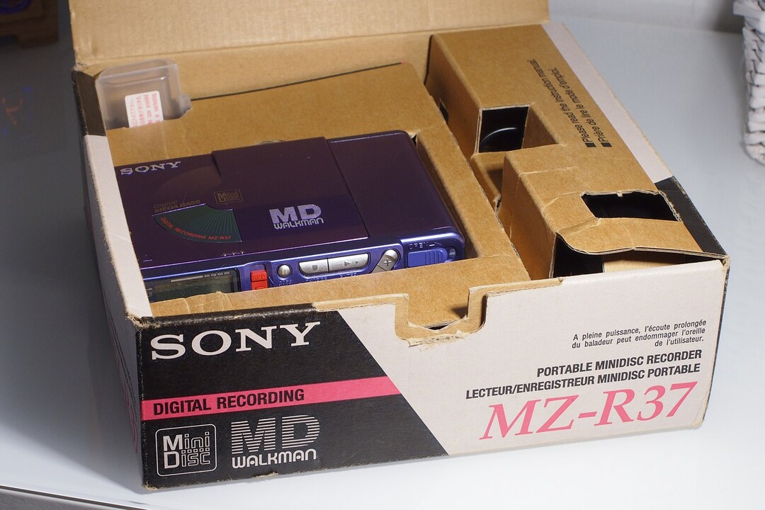 Sony MD Walkman MZR37 in Box. Etsy