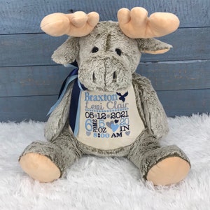 Personalized Stuffed Moose, Personalized Baby Gift,Birth Announcement Stuffed Animal,Baptism gift, Adoption gift, Moose