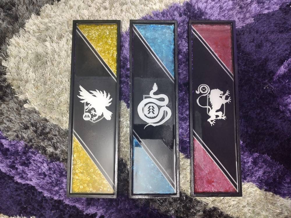 Shadowbox Resin Herald Banner Etsy