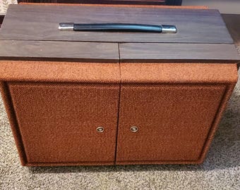 V-M Corp tape o-matic reel to reel deck model 748