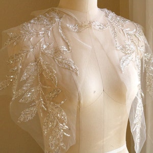 2289 SILVER WHITE LEAF Aplique de renda com contas e lantejoulas para vestidos de noiva, vestidos de baile, vestuário Grande par espelhado Aplique de renda de alta costura