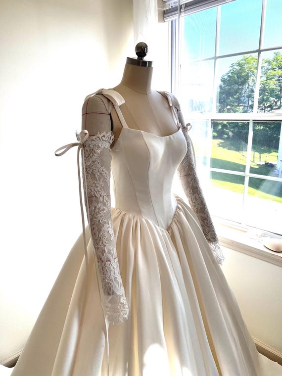 Cat Eye Ball Gown Wedding Dress with Basque Waist, Detachable Straps and Sleeves, and Cathedral Train