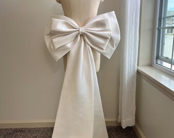 Wedding Dress Detachable Bow Belt - Elegant Double Knot Bridal Accessory