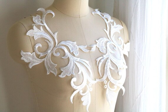 2199 Tulip Flower Lace Applique, Light Ivory Lace Applique for Wedding Dress,  Bridal Veil Lace Applique, Embroidered Lace, Modern Lace - Etsy