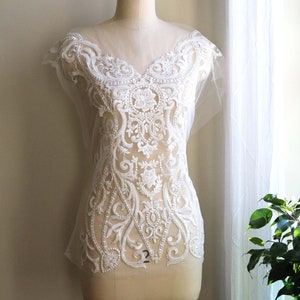 2039 Flügelärmel Spitze Applikation, Brautkleid Mieder Spitze Applikation, Schwere Perlen Spitze Applikation, Hochzeitskleid Spitze Applikation, V-Ausschnitt, Elfenbein