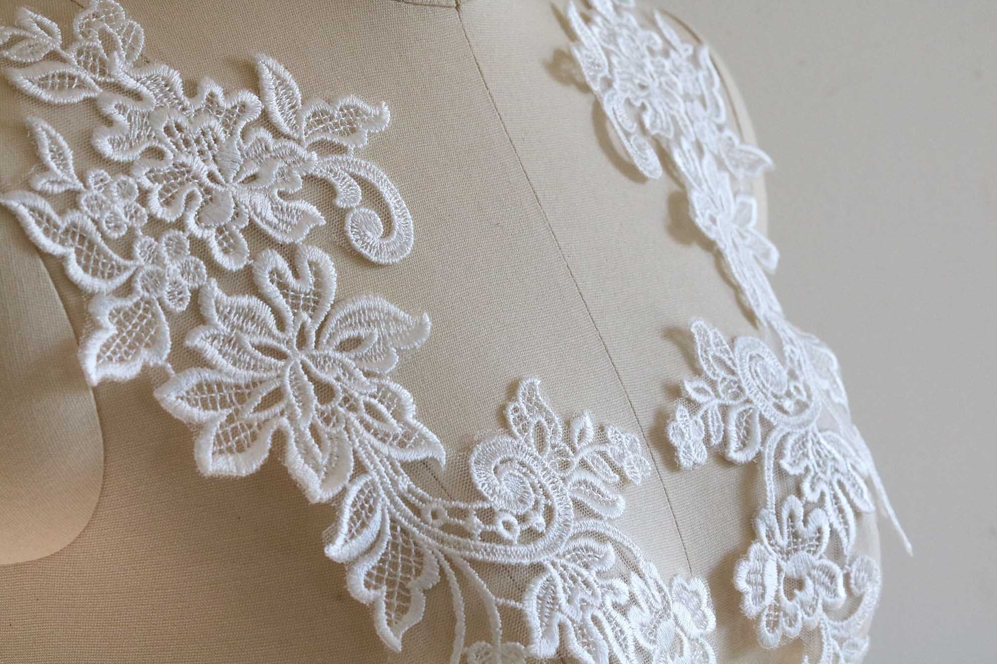 SET IVORY LACE