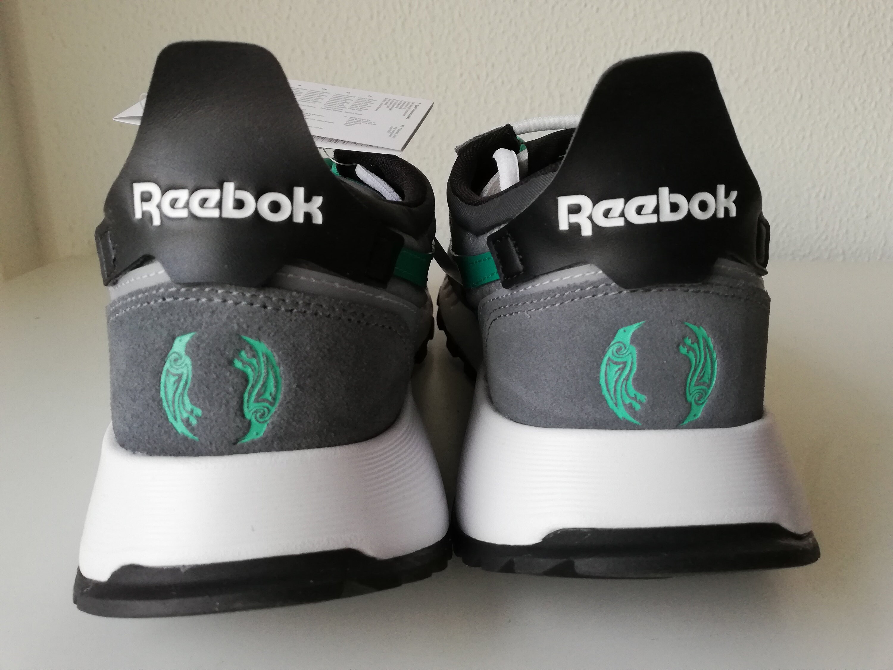 reebok cl legacy assassin's creed valhalla