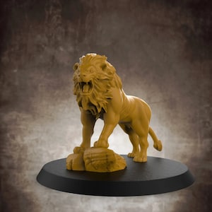 Lion companion | Premium 3D Printed Fantasy Tabletop Miniature 28mm 32mm to 100mm |  dnd  20309