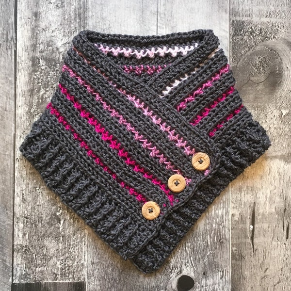 HDC with a Twist Cowl Crochet Pattern