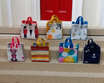 1/12 scale  dolls house Shopping bags