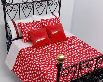 Miniature 1:12 scale dolls house double bedset in  a heart fabric modern design.